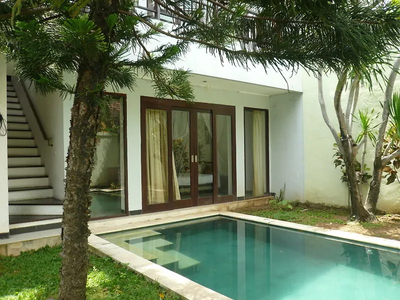 Отель The Rishi Villa Семиньяк
