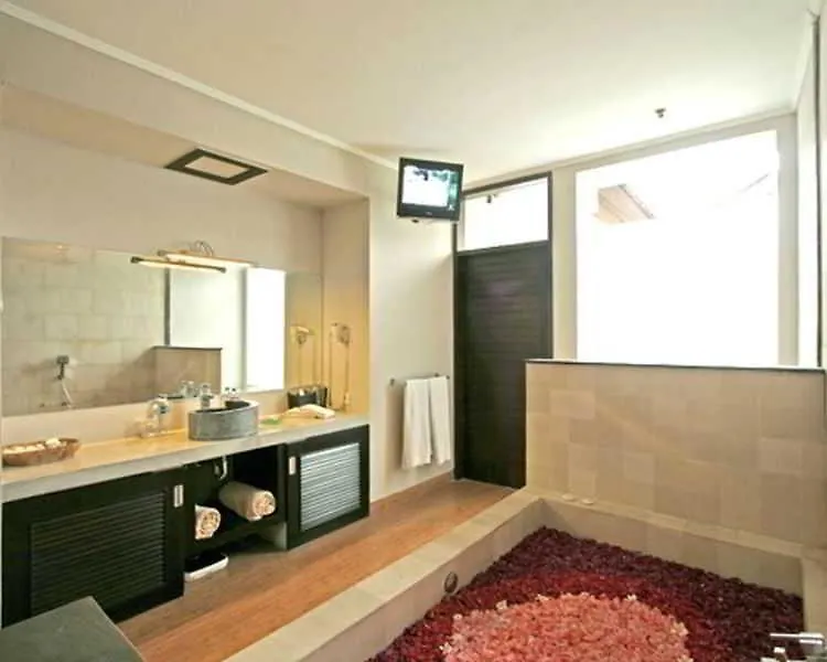 The Rishi Villa Семиньяк Отель