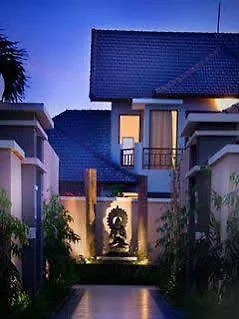 The Rishi Villa Семиньяк