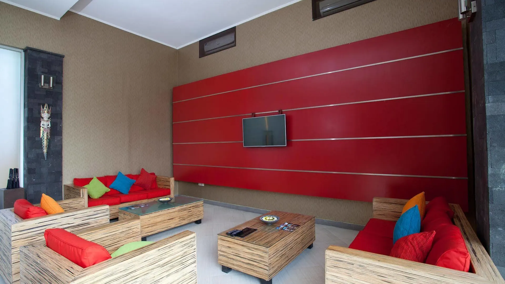 Отель The Rishi Villa Семиньяк